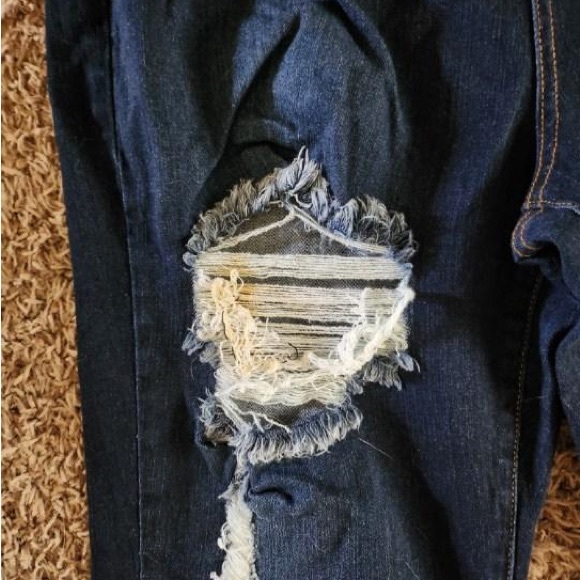 Aphrodite Super Distressed Skinny Jeans - Picture 4 of 6